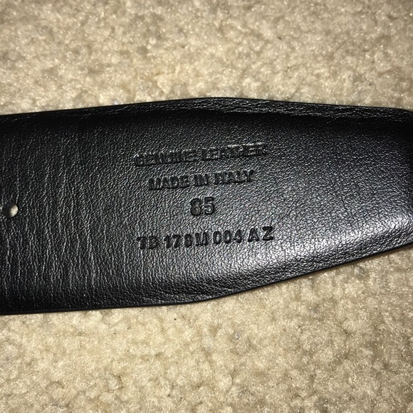Tom Ford Reversible Belt - Picture 2 of 8